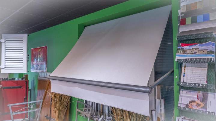 Pose de store Moulins