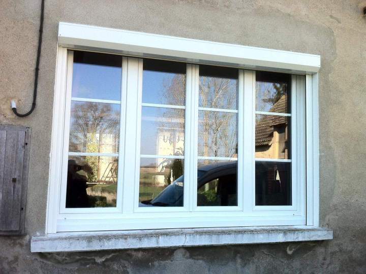 Fenêtres, portes d'entrée et coulissants en PVC, alu et bois Moulins